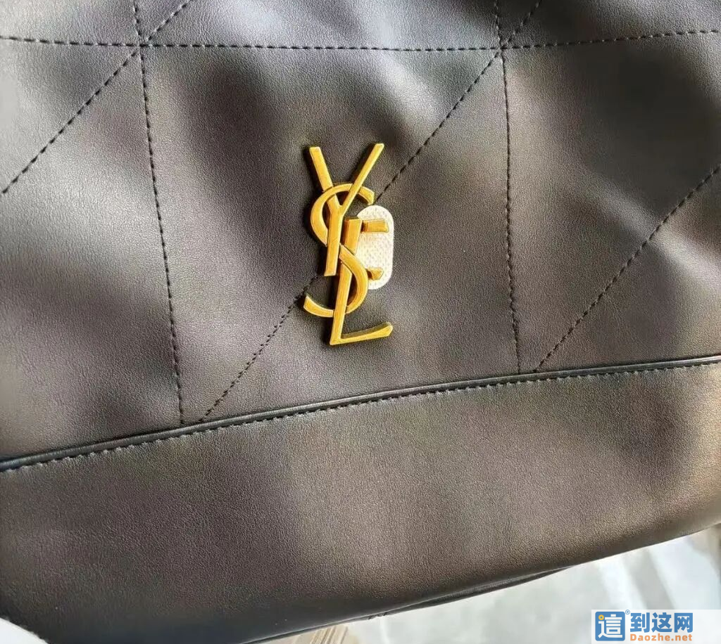 商家玩字母DIY蹭大牌?小心触碰商标红线